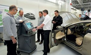 Audi Trains Dealers to Handle Electric and Hybrid Vehicles