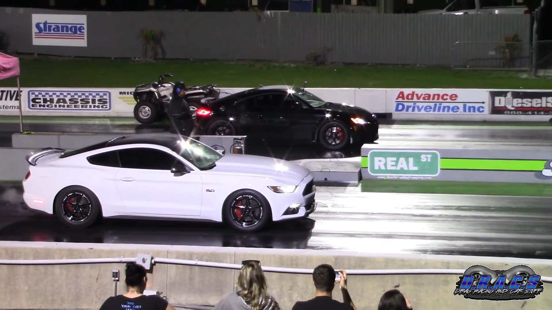 Audi TT RS Drags Camaro SS 1LE and Stick Shift Mustang GT, Someone Gets  Walked - autoevolution