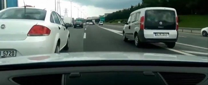 Audi TT swerving through traffic