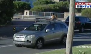 Australian Mother Drives Off With 4YO Son on The Roof Rack, Kid Has a Blast