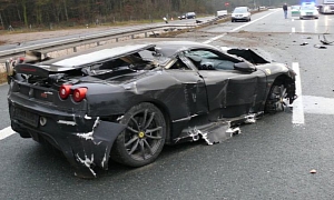 Autobahn Crash: Ferrari 430 Scuderia Wrecked