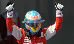 autoevolution Users See Fernando Alonso the 2010 F1 Champion
