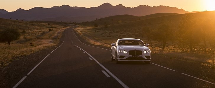 Bentley Continental GT Speed performed high-speed run in NT, Australia