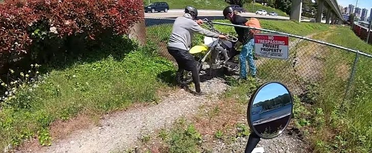 Biker spots friend's stolen dirt bike being wheeled around by 2 "crackheads"