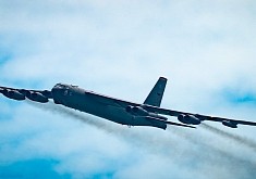 B-52 Stratofortress Spits Out Dark Fumes From All Eight Engines Over Singapore