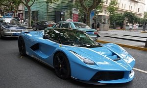 Baby Blue LaFerrari with White Accents Steals the Show in Shanghai