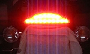 BackOFF XP Brake Light Module Saves the Day When Riding a Motorcycle in Busy Traffic – Video