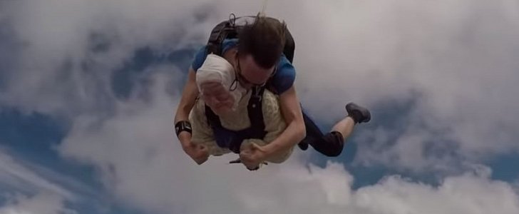 Irene O'Shea becomes world's oldest person to skydive at 102
