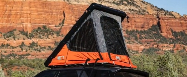 Rugged Rooftop Tent