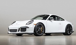 Barely Used Porsche 911 R Is a $200K Piece of Extreme German Engineering