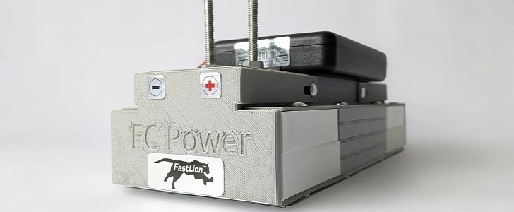 This 10-min fast-charging battery was developed for electric cars, with the black box on the top containing a battery management system to control the module