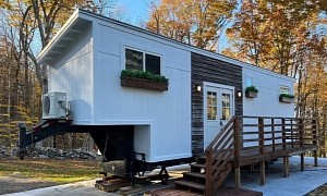 Beautiful Gooseneck Tiny House Squeezes All the Amenities You Need Into 280 Sq Ft