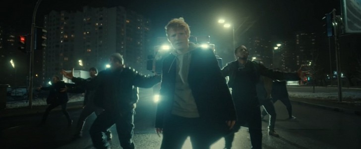 Ed Sheeran Stops Traffic for "2step" With Lil Baby