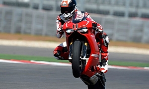 Ben Spies Rumored to Have to Choose Between WSBK and a Ducati MotoGP Production Racer