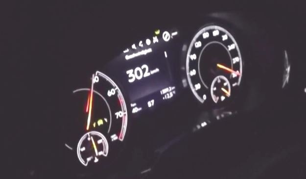 shabby Tilgivende Eksempel Bentley Bentayga 0-187 MPH Acceleration Test Proves SUV's Effortless Top  Speed - autoevolution
