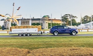 Bentley Bentayga Runs on Biofuel at Goodwood, Pulling Fully Loaded Trailer To Break Record