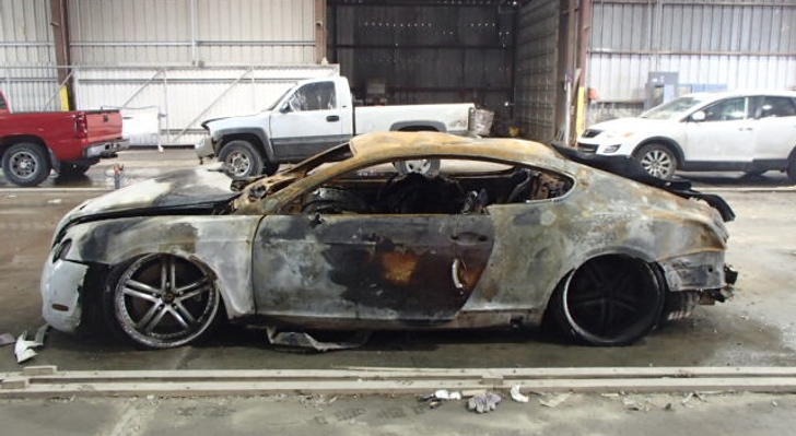 Bentley Continental GT fire