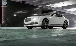 Bentley Continental GT on 22-inch Modulare Wheels