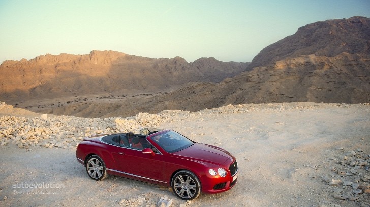 Bentley Continental GTC off the road