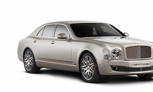 Bentley Reveals a Plug-in Hybrid Mulsanne Concept Coated in Copper