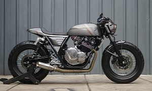 Bespoke Honda CB400 Super Four Gets Infused With a Mesmerizing Cafe Racer Blend