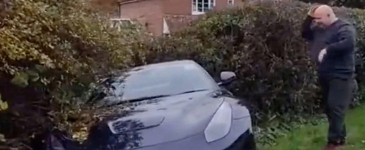 Crashed Ferrari F12 prompts "You can't park there, mate" joke, with predictable response
