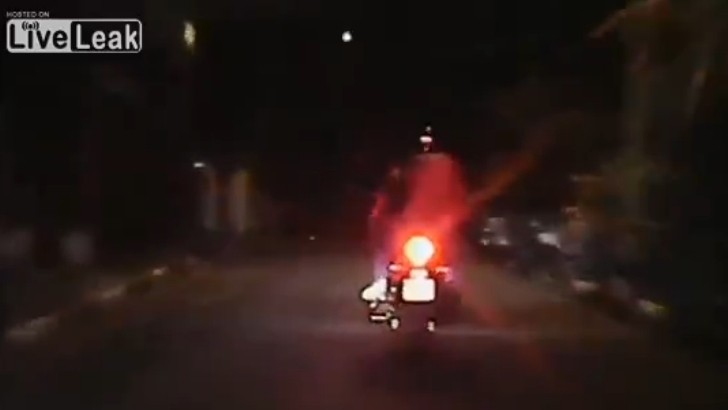 Biker Chased by Police, Crashes the Nasty Way