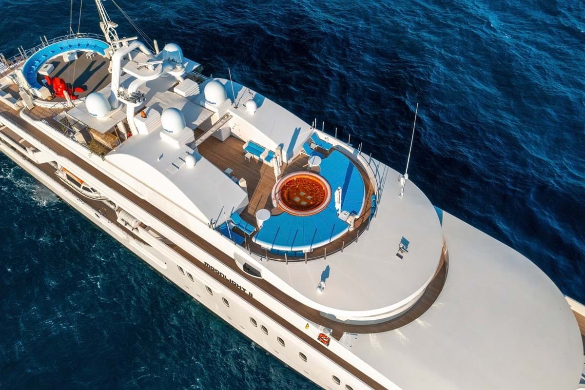 greek billionaire yacht