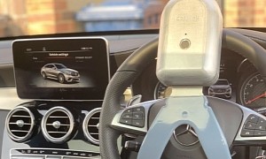 Biometric Steering Wheel Lock Features Fingerprint Scanning, Tamper Alerts