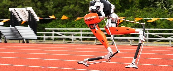 Bipedal robot Cassie sets Guinness World Record for robot sprinting: 100 meters in 24.73 seconds