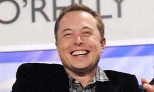 Bizarre Elon Musk Tweet Announces He Considers "Quitting His Jobs"