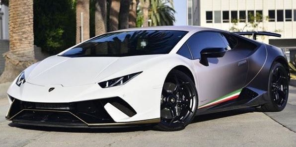 Black and White Lamborghini Huracan Performante Shows Stunning Look -  autoevolution