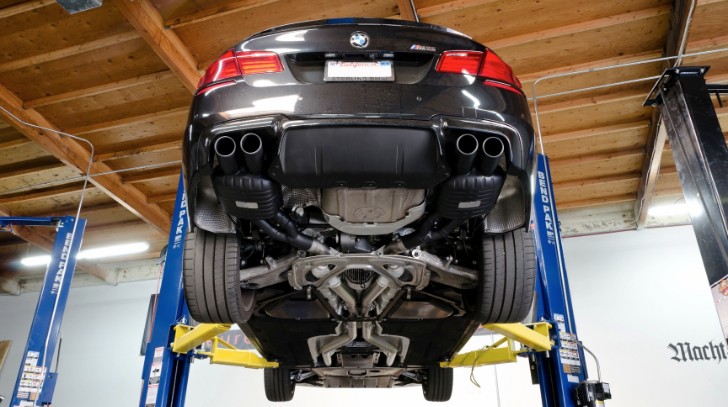 BMW M5 with Eisenmann Exhaust
