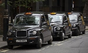 Black Cab Drivers in London to Sue Uber for GP1.25 Billion in “Lost Earnings”