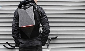 “Blackpack” Is the Most Tech-Ridden Backpack Every Cyclist Needs