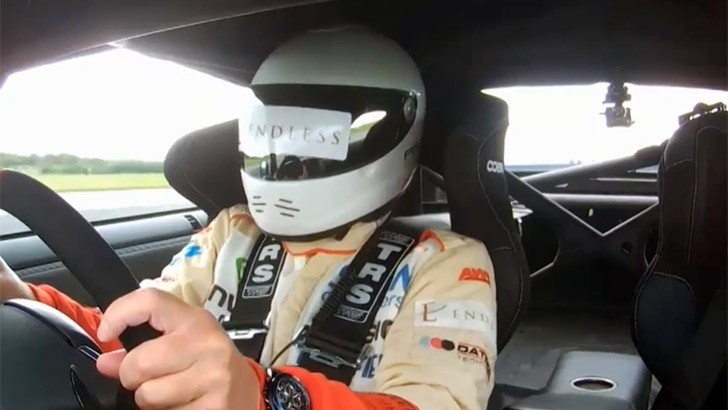 Mike Newman sets the blind speed record in a Nissan GT-R