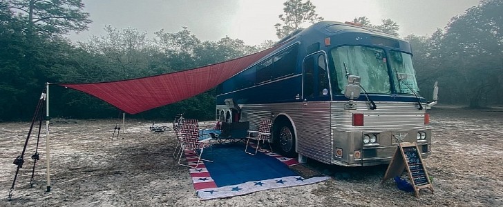 Blue Betty DIY Coach Bus Conversion