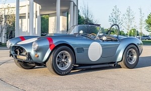 Blue Shelby Cobra 289 FIA Continuation Is an Enticing Unicorn Looking for New Rider