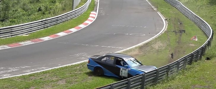BMW 3 Series Nurburgring Crash