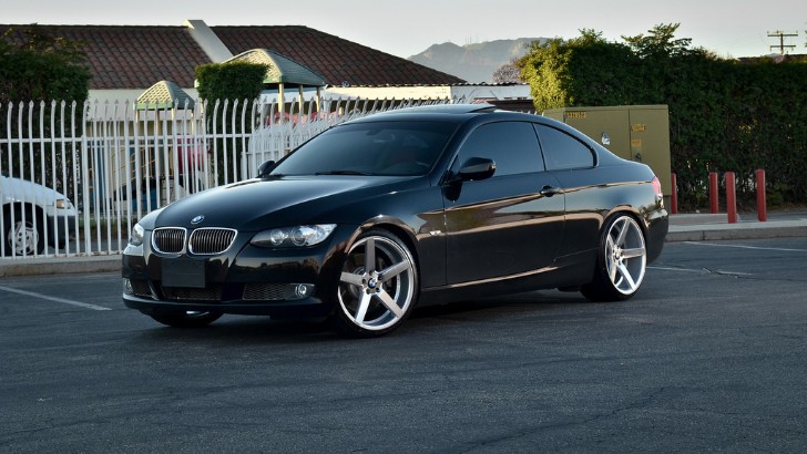 BMW 3 Series Coupe on Concave Wheels