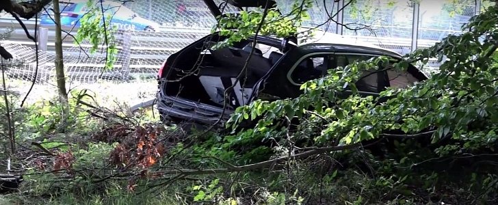 BMW 5 Series Has Extreme Nurburgring Crash in Schwedenkreuz