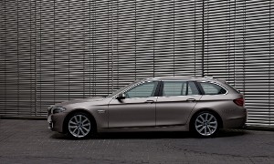 BMW 5 Series Touring Wins iF Product Design Gold Award