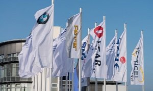 BMW Celebrates 25 Years of Manufacturing in Wackersdorf