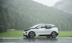 BMW Coded US-Bound i3s to Show 1.9-gallon Fuel Tank Capacity instead of 2.4