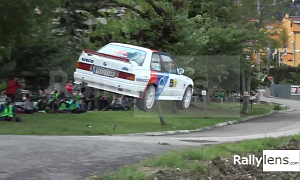 BMW E30 M3 Crashes into a Fence During Rally