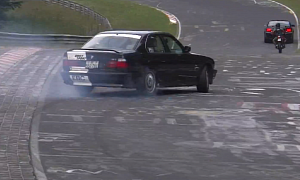 BMW E34 M5 Teaches the 'Drive It Like You Stole It' Technique on the Ring
