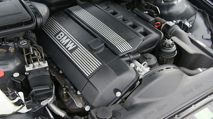 BMW E36 M50 Engine