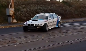 BMW E36 3 Series with S65 V8 Engine Is Blazing Fast
