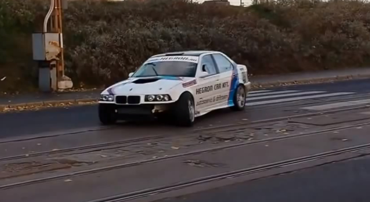 BMW E36 3 Series with S65 Engine
