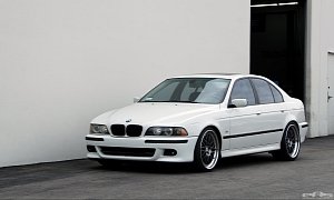 BMW E39 530i Gets Lower at EAS, Still Looks Good